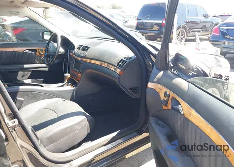 2007 Mercedes-Benz E 550 из США, поврежденный, VIN WDBUF72X47B074442